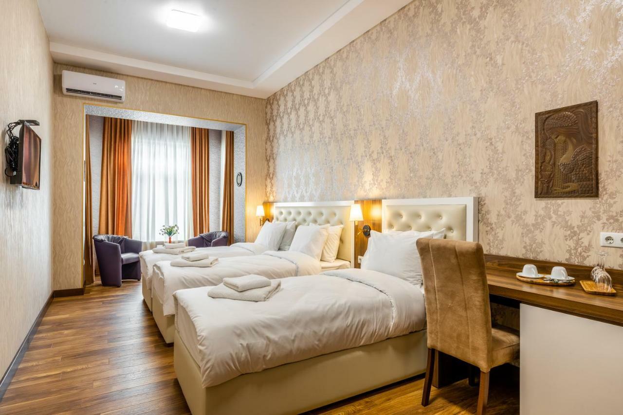 Ornament Hotel 3*